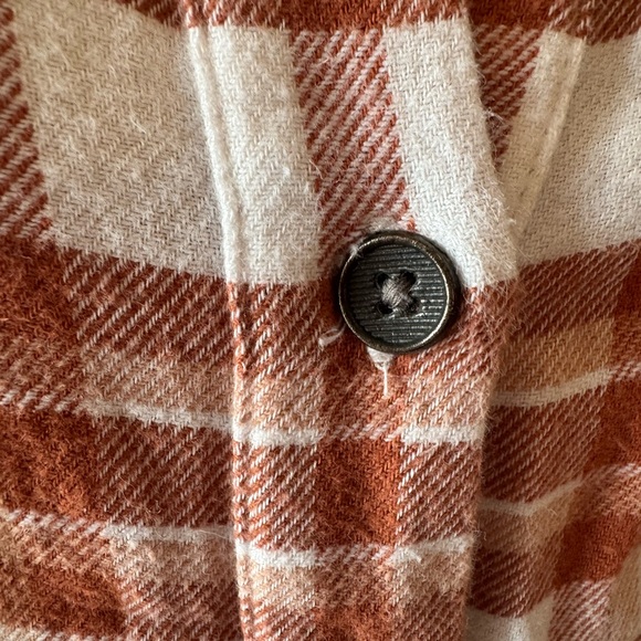 BKE Rust and Cream Plaid Shirt - Medium - Picture 2 of 9